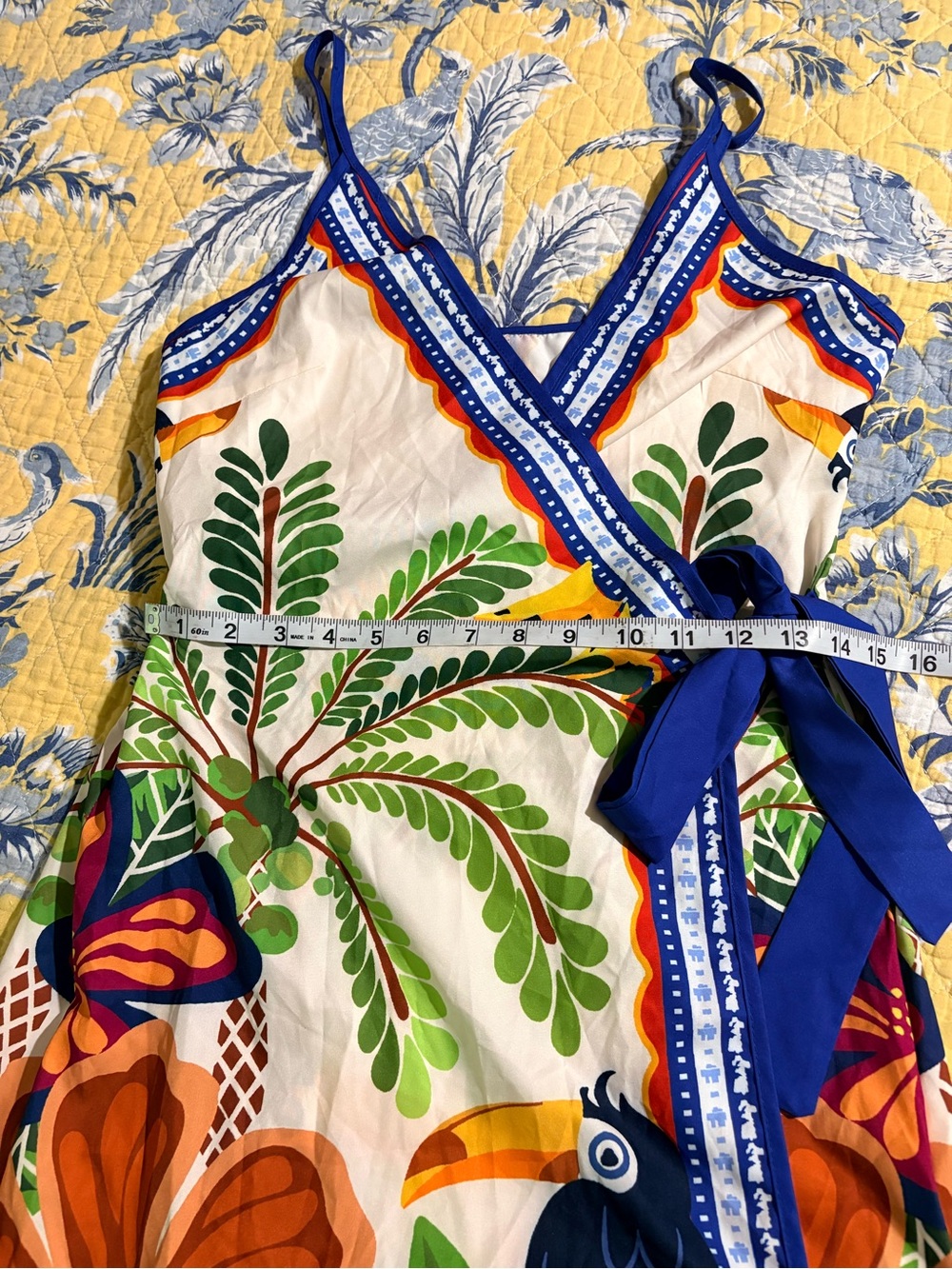SHEIN Blue-Trim Tropical Toucan Wrap Mini Dress - Picture 4 of 9